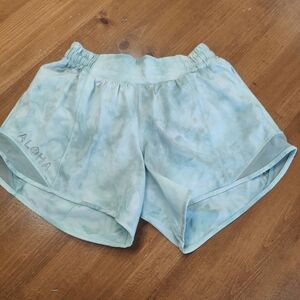 Lululemon Mint Green Hotty Hot Shorts  Lined Aloha Hawaii 4 ¥4114